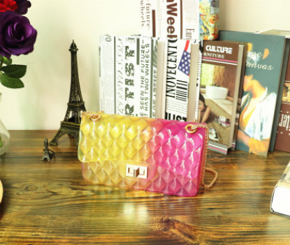 Ins super fire transparent mini bag female 2021 summer new jelly chain bag gradient wild Messenger bag