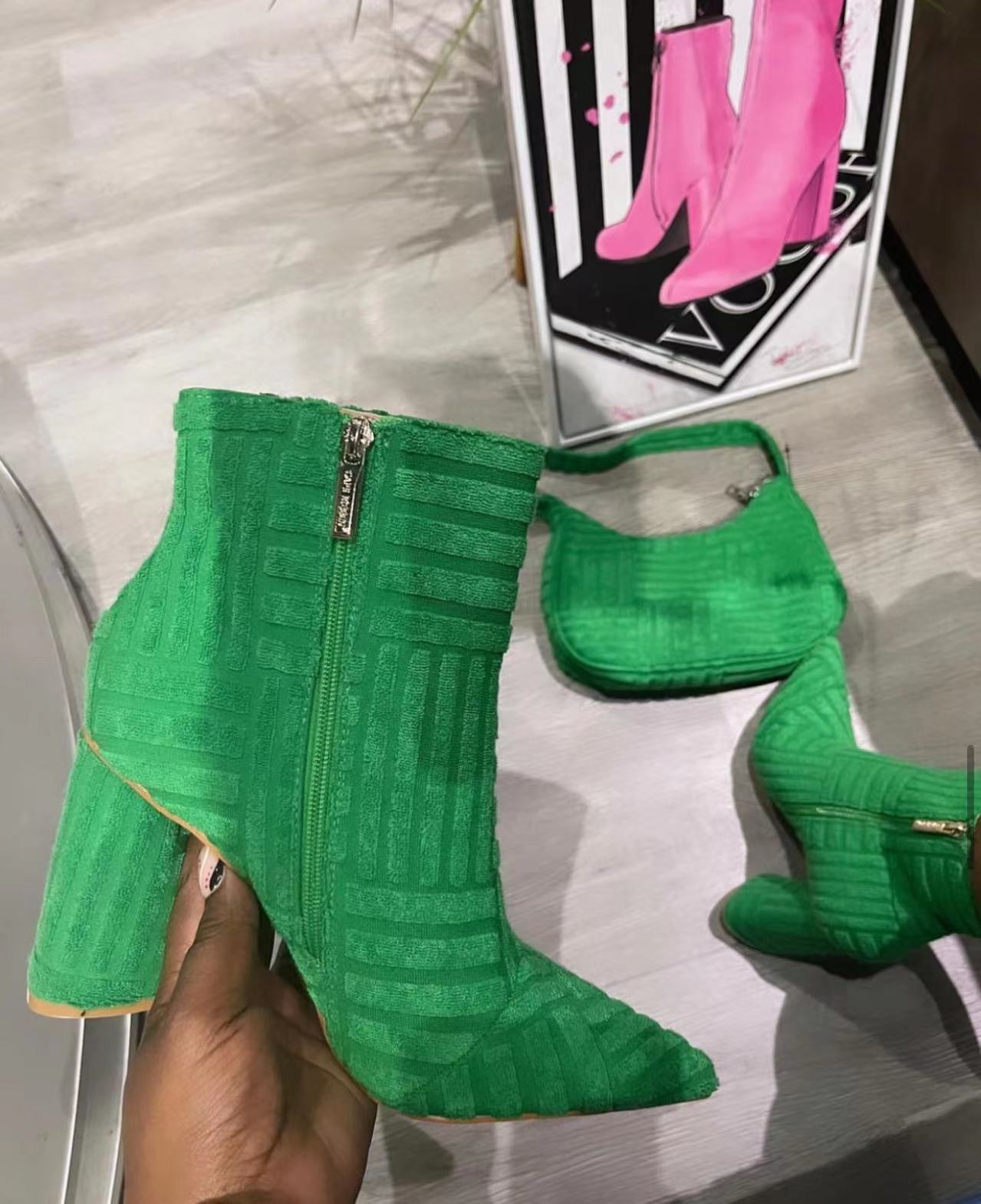 Leisure Chunky Heel Pointed Boots Solid Towels Fabric
